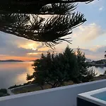 Eos Milos House