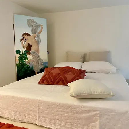 Holiday home Eos Milos House Pollonia