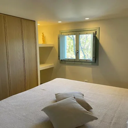 Eos Milos House Holiday home Pollonia