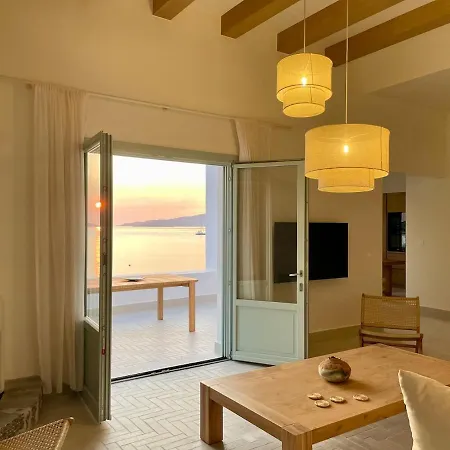 Eos Milos House