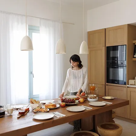 Eos Milos House * Pollonia